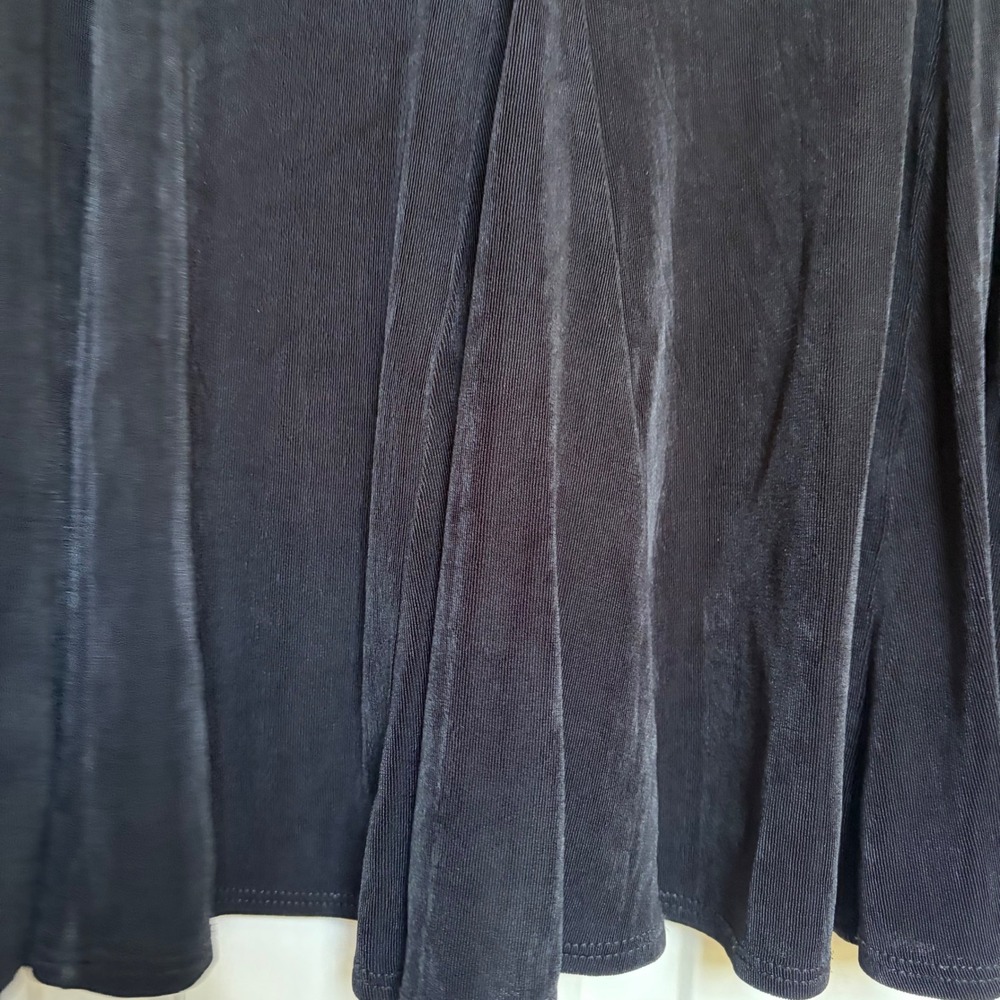 Chicos Travelers Black Knit Gored Flared Midi Skirt Size 2 Large Comfy Stretch - Picture 8 of 10